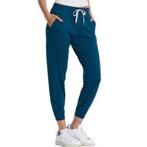 NWT - Vuori performance joggers Cosmo XS -SOLD OUT ONLINE-